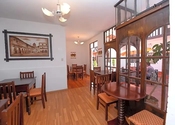 Hotel Yabar 3*